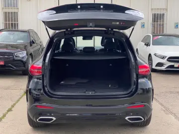 MERCEDES-BENZ GLC200 AMG 4M_Pano_HuD_Memory_Keyless_&hellip;