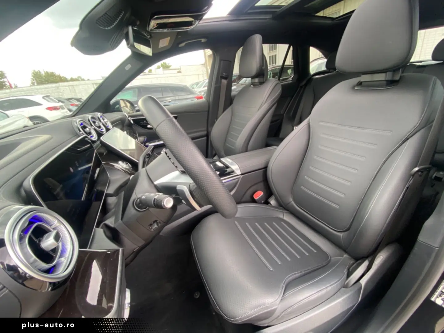 MERCEDES-BENZ GLC200 AMG 4M_Pano_HuD_Memory_Keyless_&hellip;