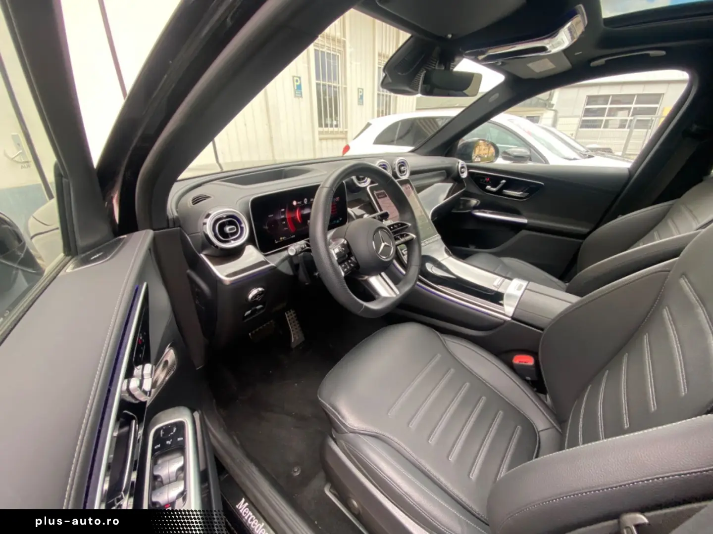 MERCEDES-BENZ GLC200 AMG 4M_Pano_HuD_Memory_Keyless_&hellip;