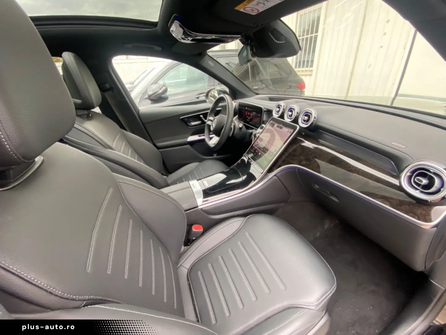 MERCEDES-BENZ GLC200 AMG 4M_Pano_HuD_Memory_Keyless_&hellip;