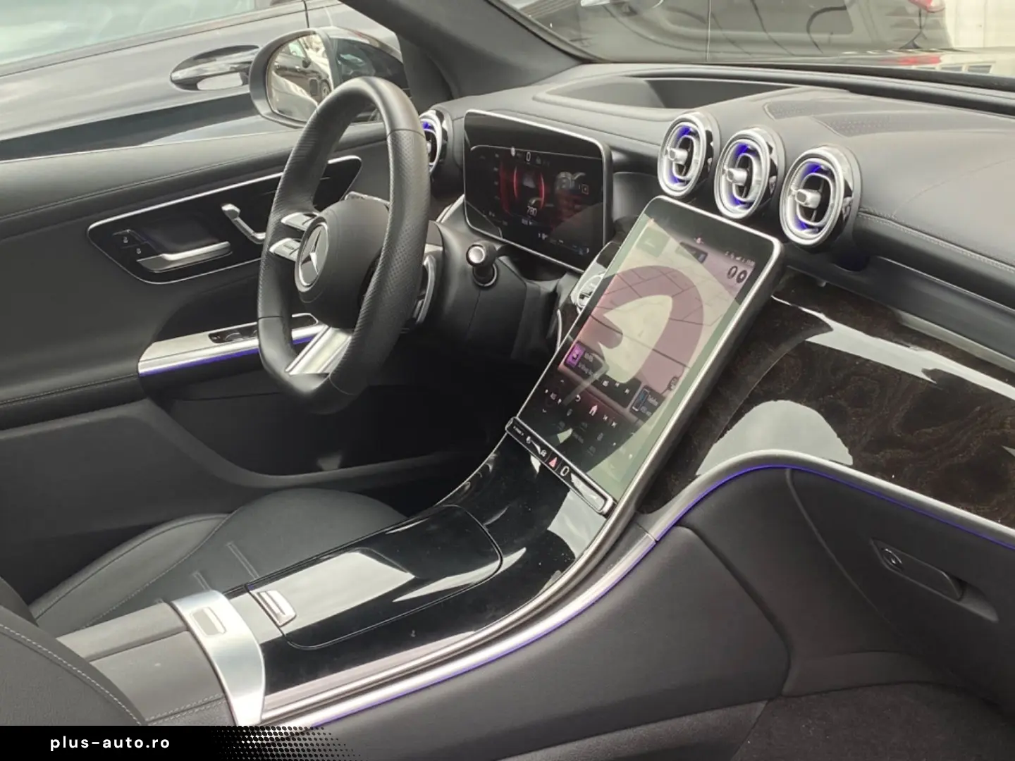 MERCEDES-BENZ GLC200 AMG 4M_Pano_HuD_Memory_Keyless_&hellip;