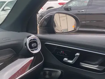 MERCEDES-BENZ GLC200 AMG 4M_Pano_HuD_Memory_Keyless_&hellip;