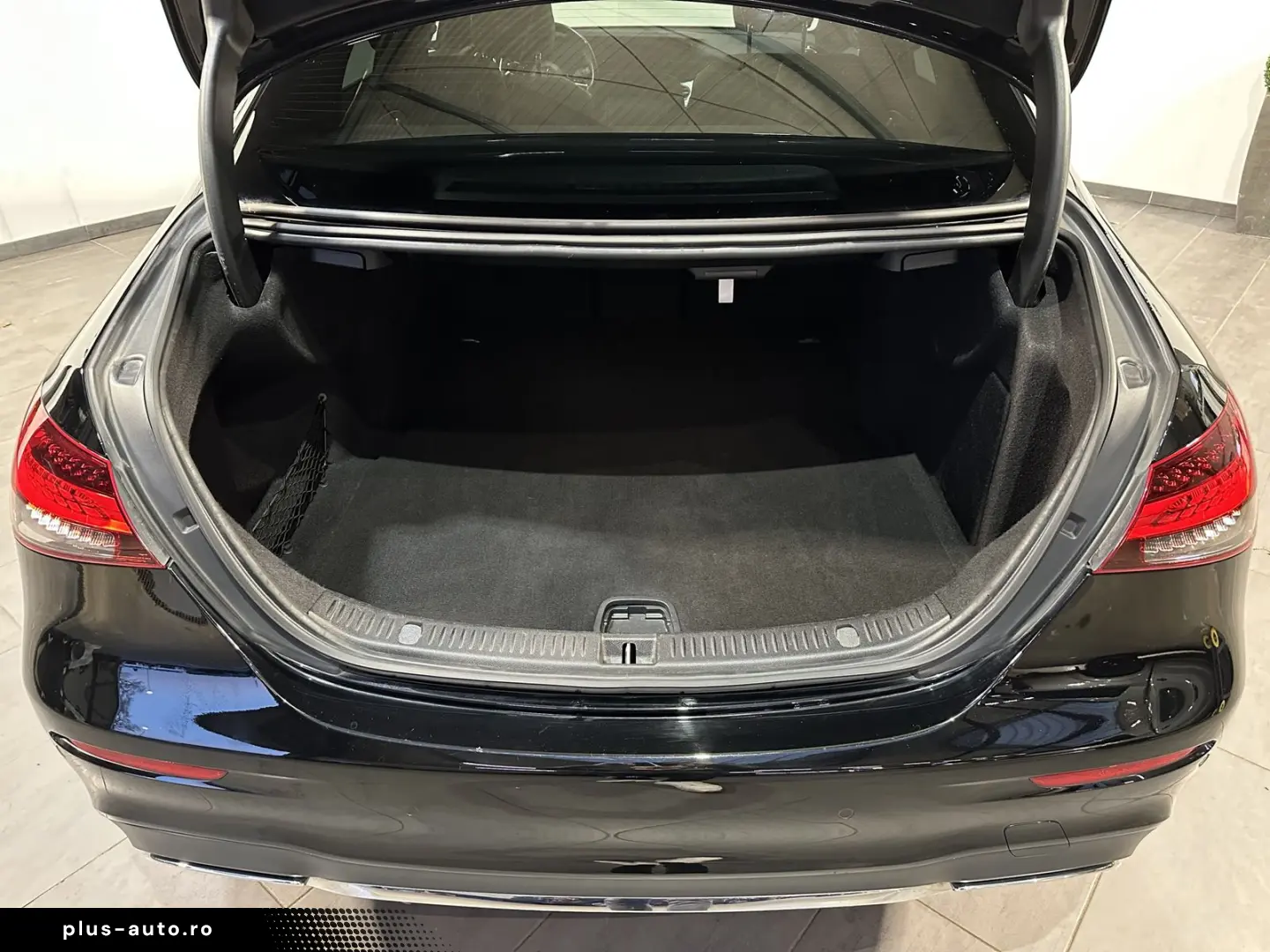 MERCEDES-BENZ E 450 4M AMG-Line NAV LED 360  BURMEST&hellip;