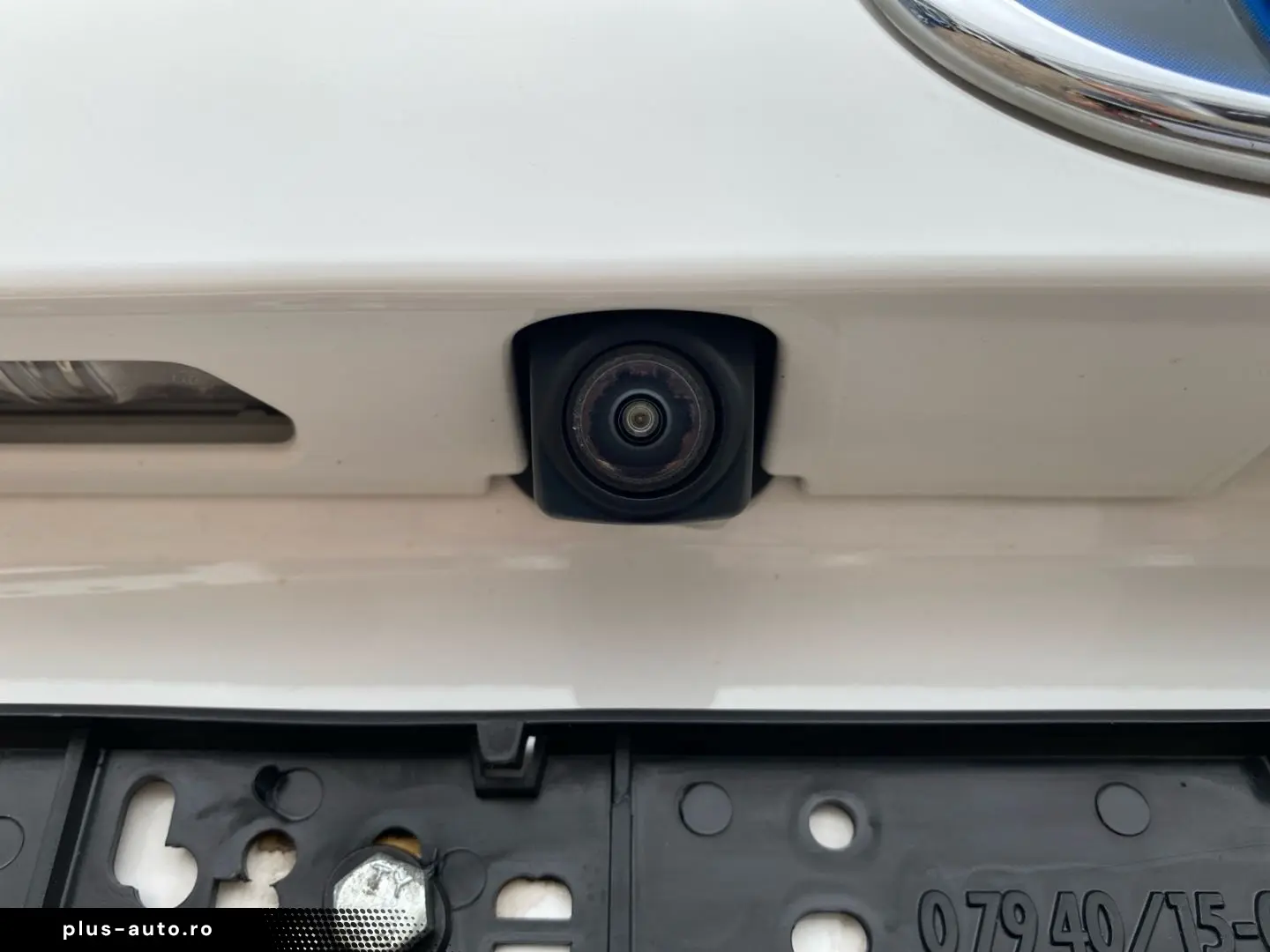 TOYOTA RAV 4 2.5 4x2 Hybrid Team D  LED SHZ CAM el Heck