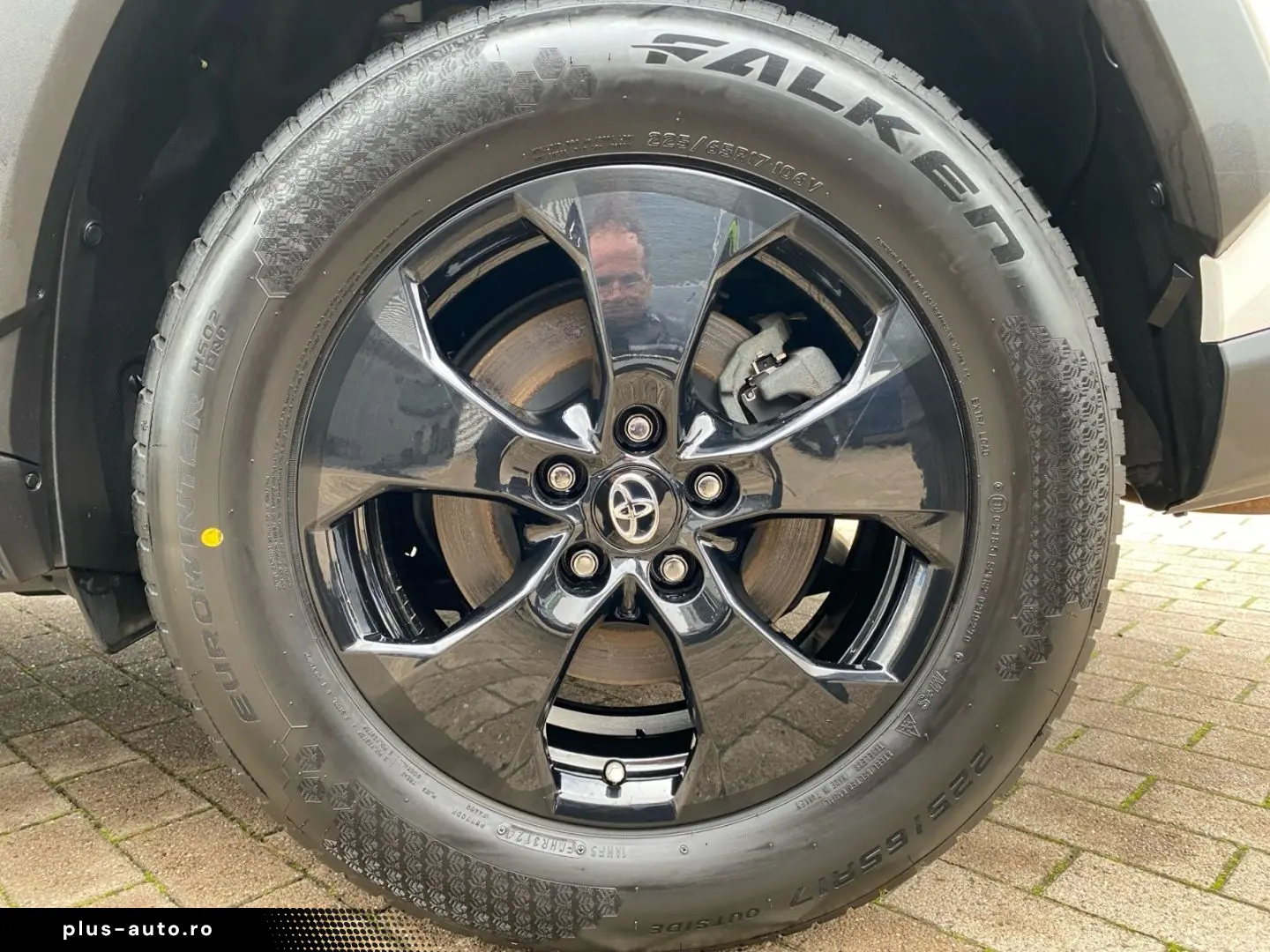 TOYOTA RAV 4 2.5 4x2 Hybrid Team D  LED SHZ CAM el Heck