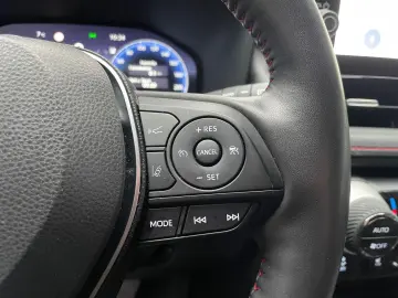 TOYOTA RAV 4 Plug-in-Hybrid Comfort  Allrad HUD 4x SHZ