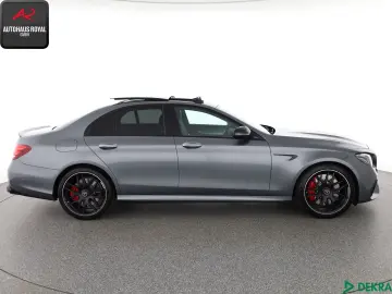 MERCEDES-BENZ E 63 AMG 4M NIGHT PANO 360GRAD HEADUP AIRMATIC
