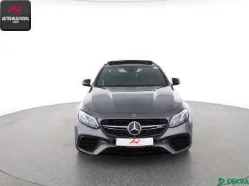 MERCEDES-BENZ E 63 AMG 4M NIGHT PANO 360GRAD HEADUP AIRMATIC