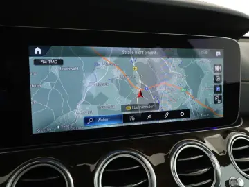 MERCEDES-BENZ E 450 4M  AMG LED Airmatic Nappa Memory 360