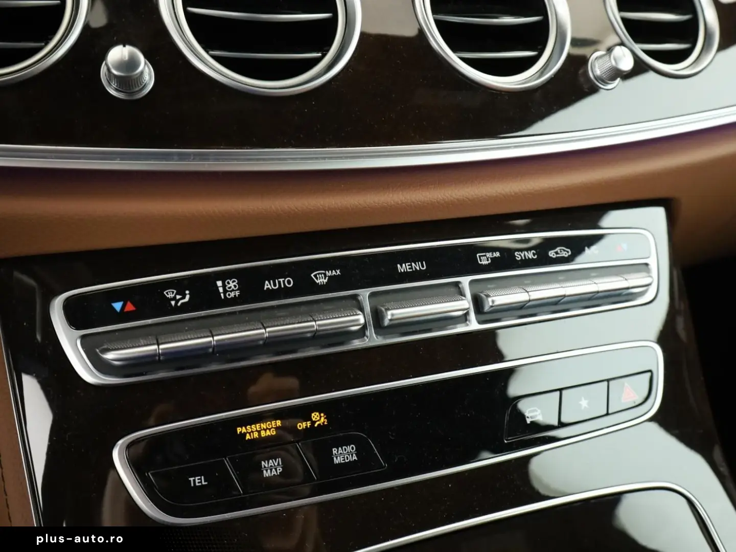 MERCEDES-BENZ E 450 4M  AMG LED Airmatic Nappa Memory 360