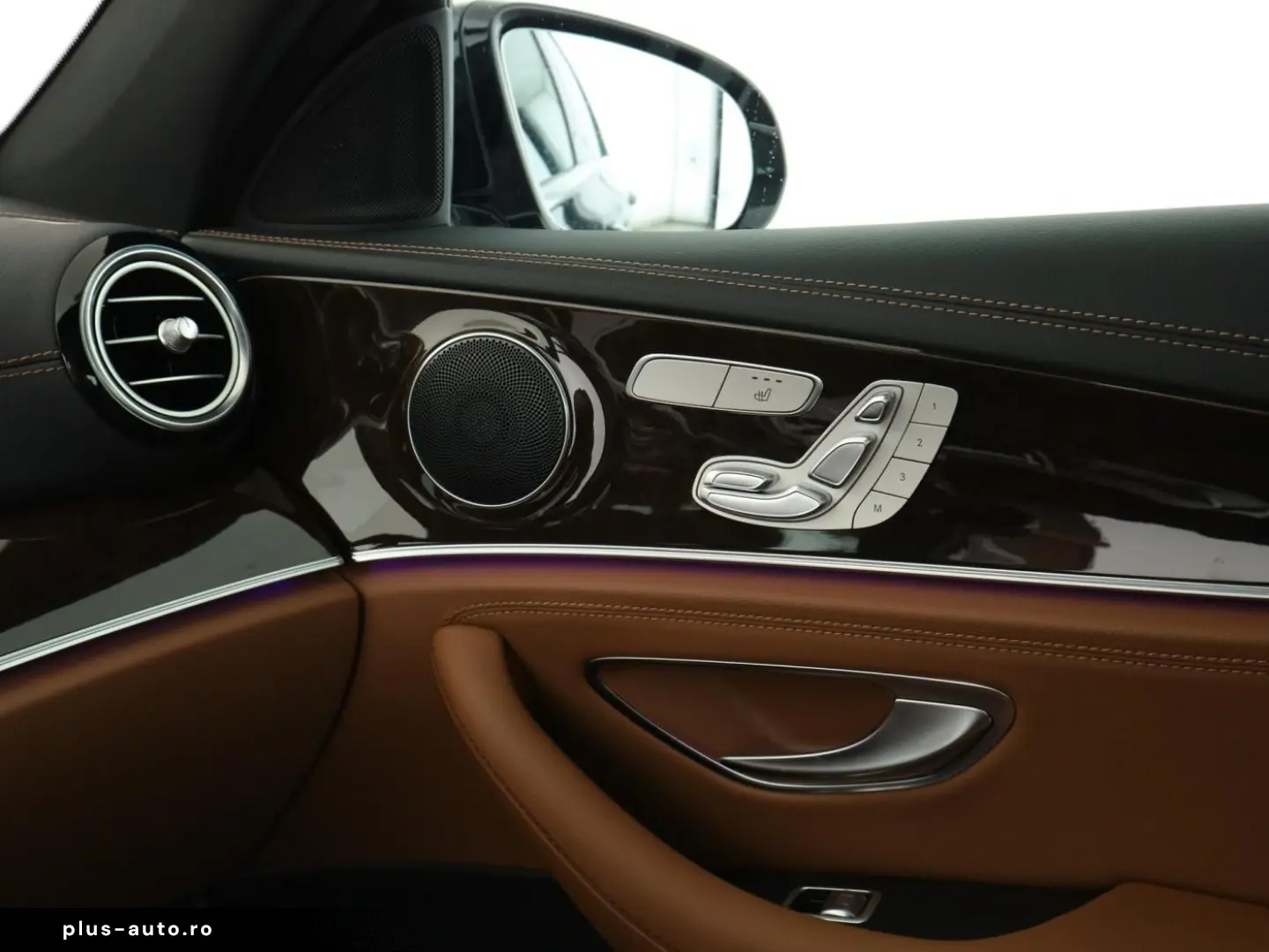 MERCEDES-BENZ E 450 4M  AMG LED Airmatic Nappa Memory 360