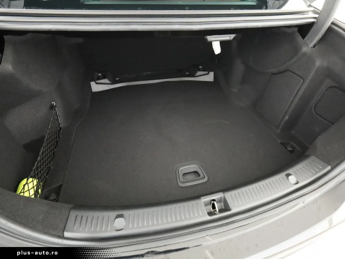 MERCEDES-BENZ E 450 4M  AMG LED Airmatic Nappa Memory 360