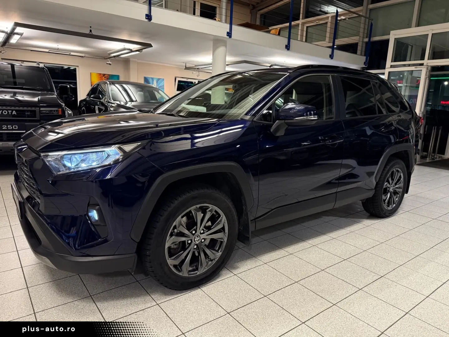 TOYOTA RAV 4 HYBRID-4x4-LED-LEDER-KAMERA-MOD. 2024