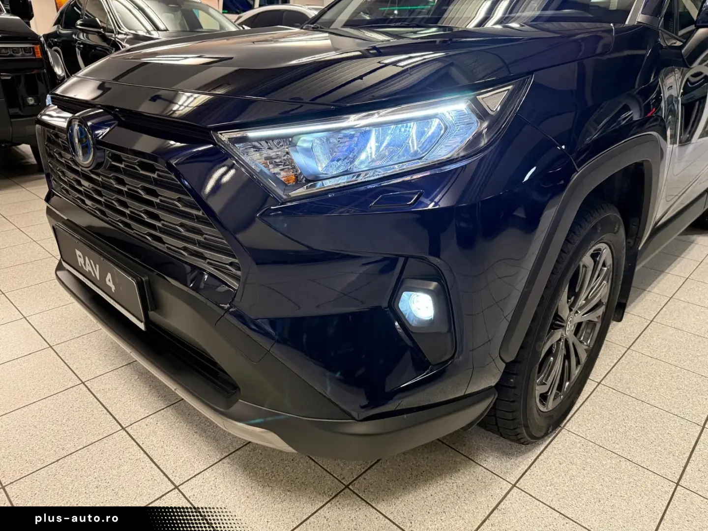 TOYOTA RAV 4 HYBRID-4x4-LED-LEDER-KAMERA-MOD. 2024