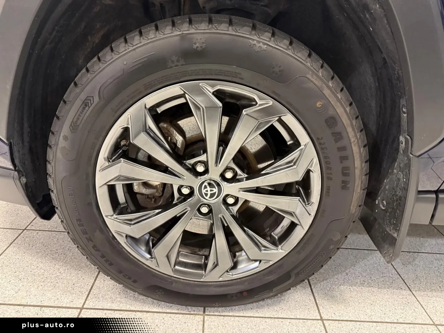 TOYOTA RAV 4 HYBRID-4x4-LED-LEDER-KAMERA-MOD. 2024