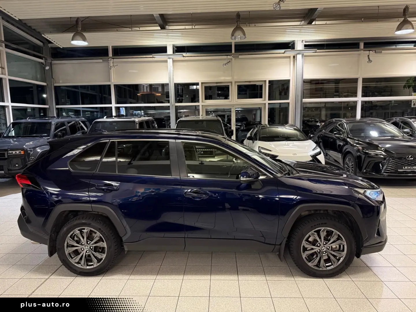 TOYOTA RAV 4 HYBRID-4x4-LED-LEDER-KAMERA-MOD. 2024