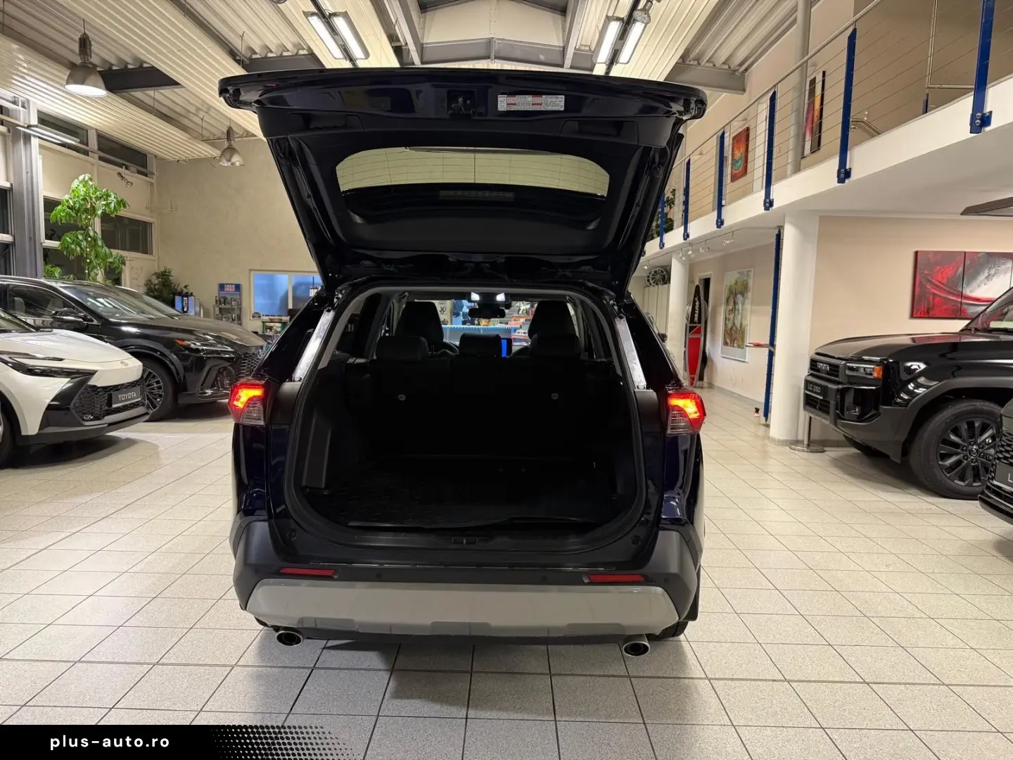 TOYOTA RAV 4 HYBRID-4x4-LED-LEDER-KAMERA-MOD. 2024