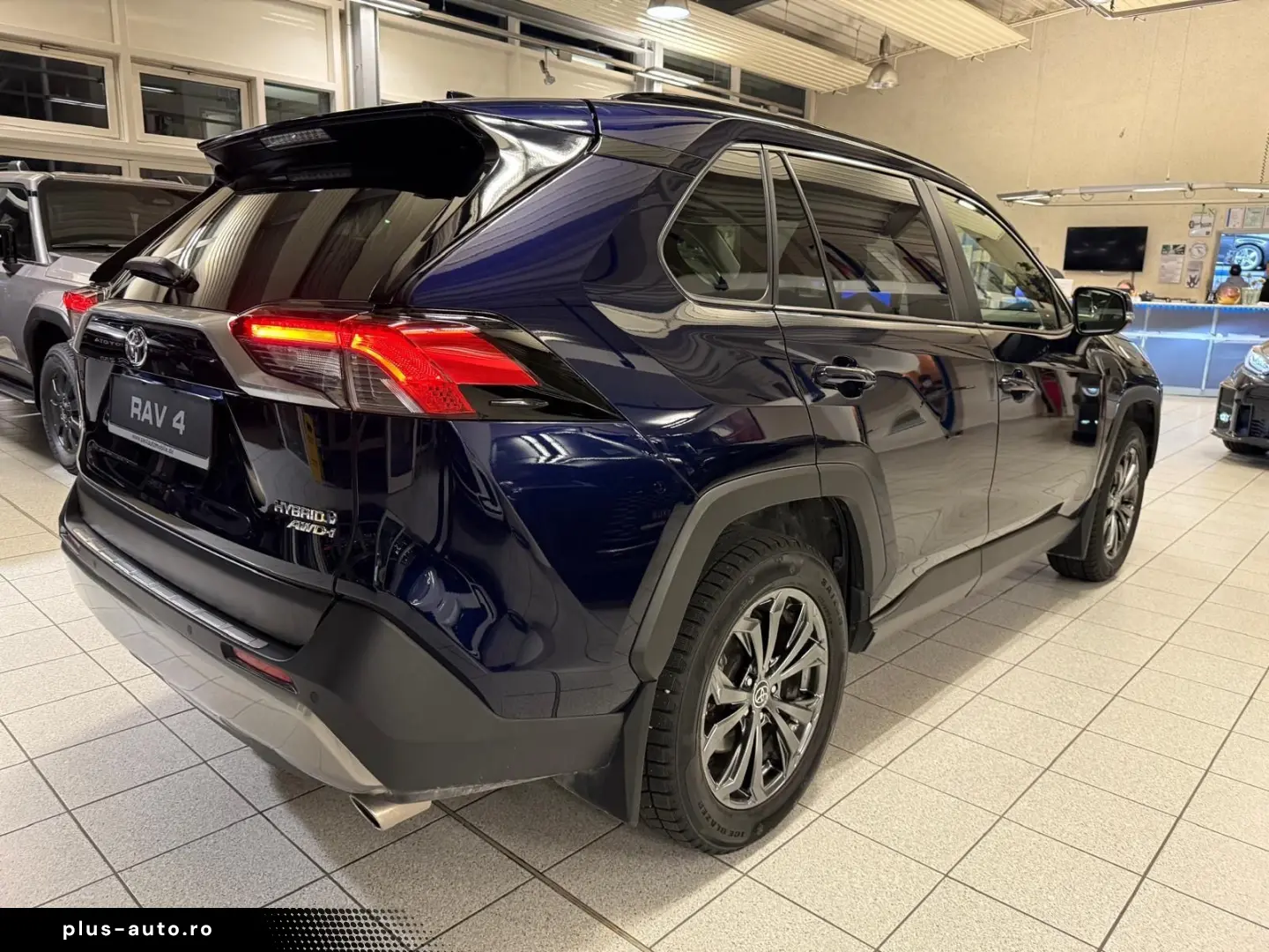 TOYOTA RAV 4 HYBRID-4x4-LED-LEDER-KAMERA-MOD. 2024