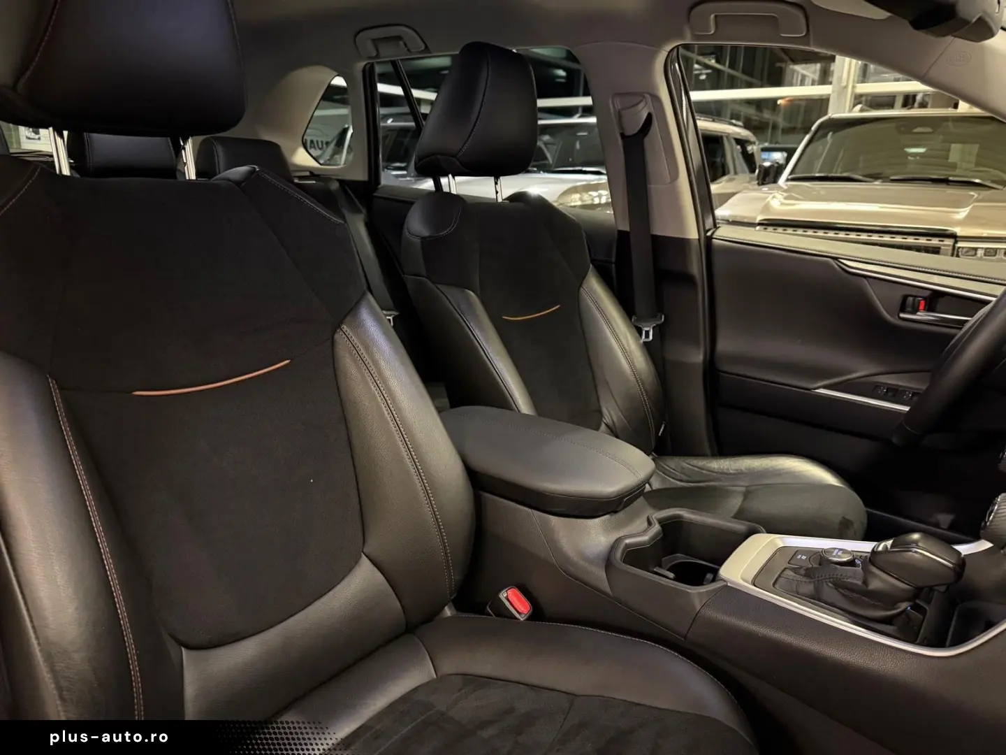 TOYOTA RAV 4 HYBRID-4x4-LED-LEDER-KAMERA-MOD. 2024