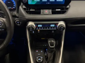 TOYOTA RAV 4 HYBRID-4x4-LED-LEDER-KAMERA-MOD. 2024