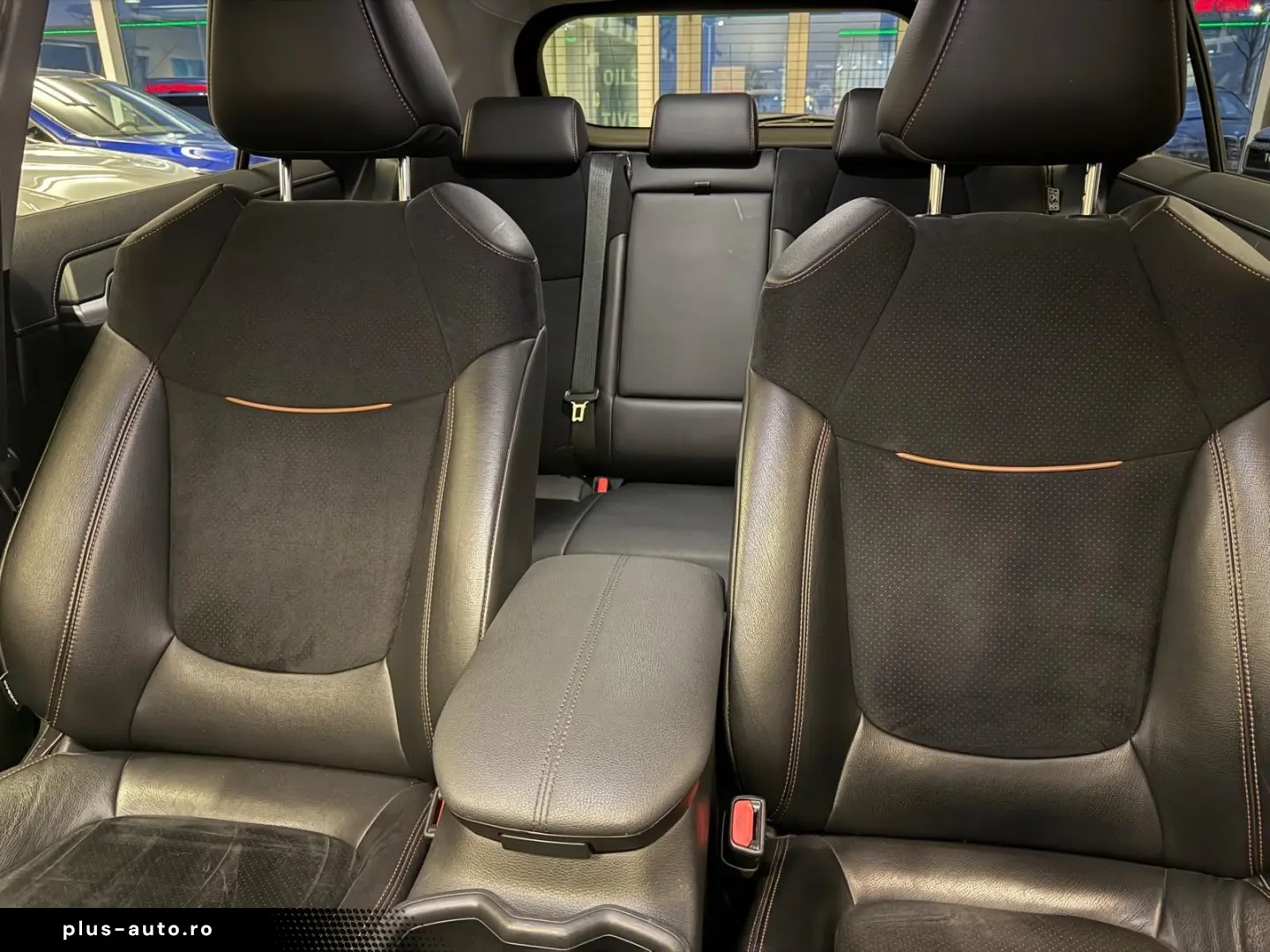 TOYOTA RAV 4 HYBRID-4x4-LED-LEDER-KAMERA-MOD. 2024