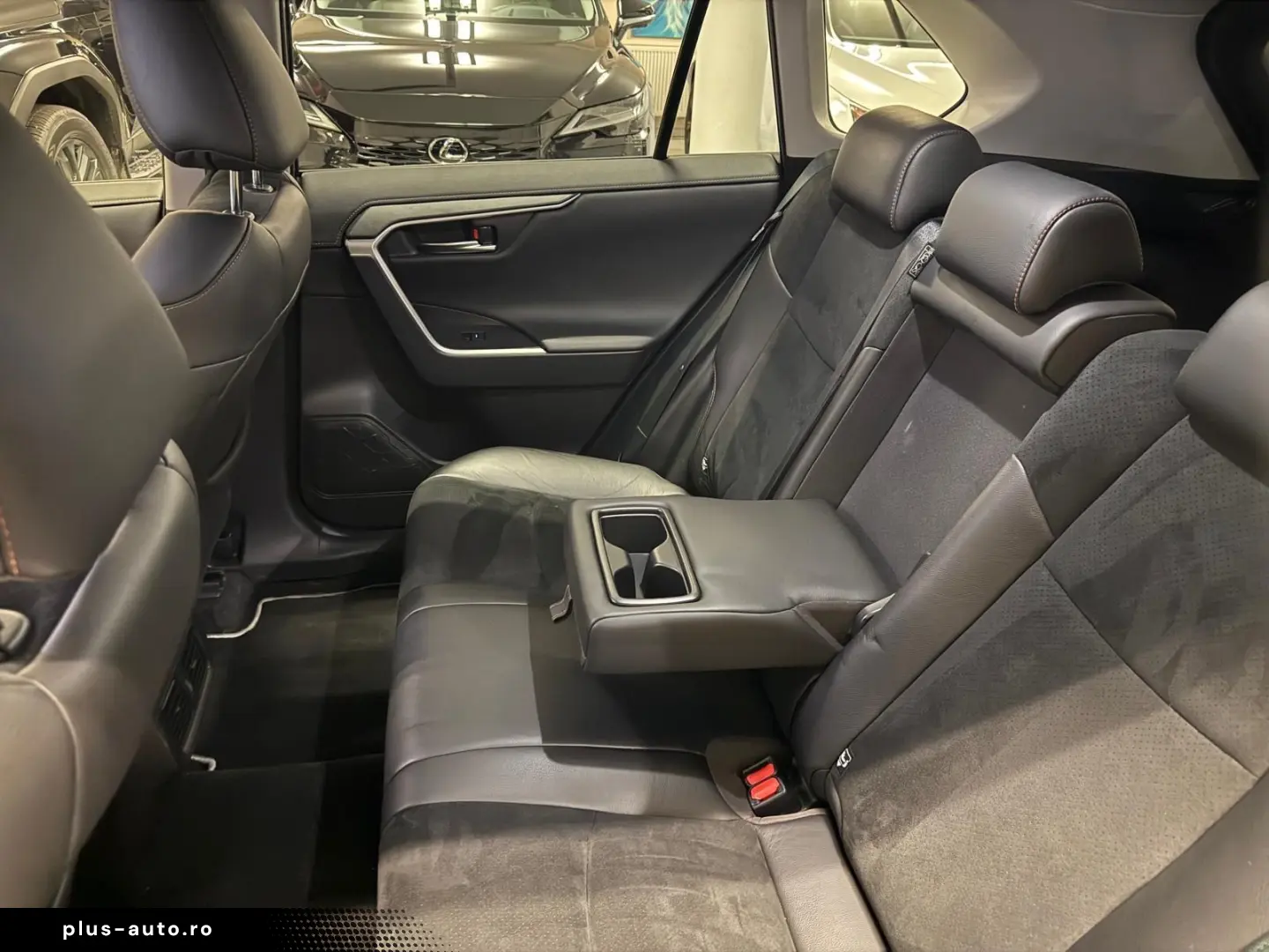 TOYOTA RAV 4 HYBRID-4x4-LED-LEDER-KAMERA-MOD. 2024