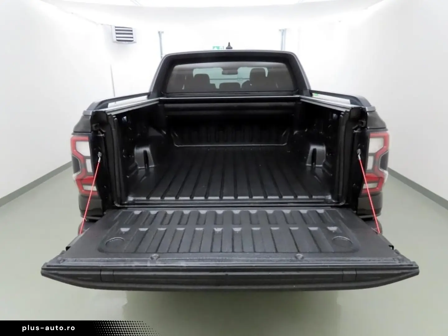 FORD Ranger 3.0 Raptor e-4WD MatrixLED AHK 360 Kamera