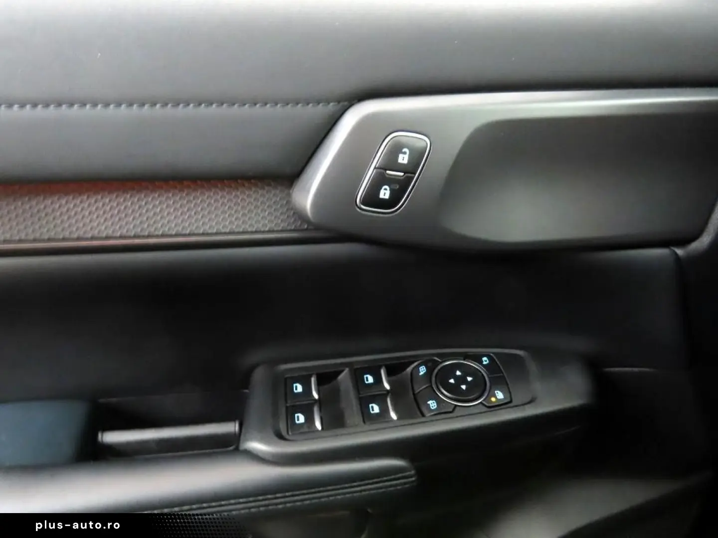 FORD Ranger 3.0 Raptor e-4WD MatrixLED AHK 360 Kamera