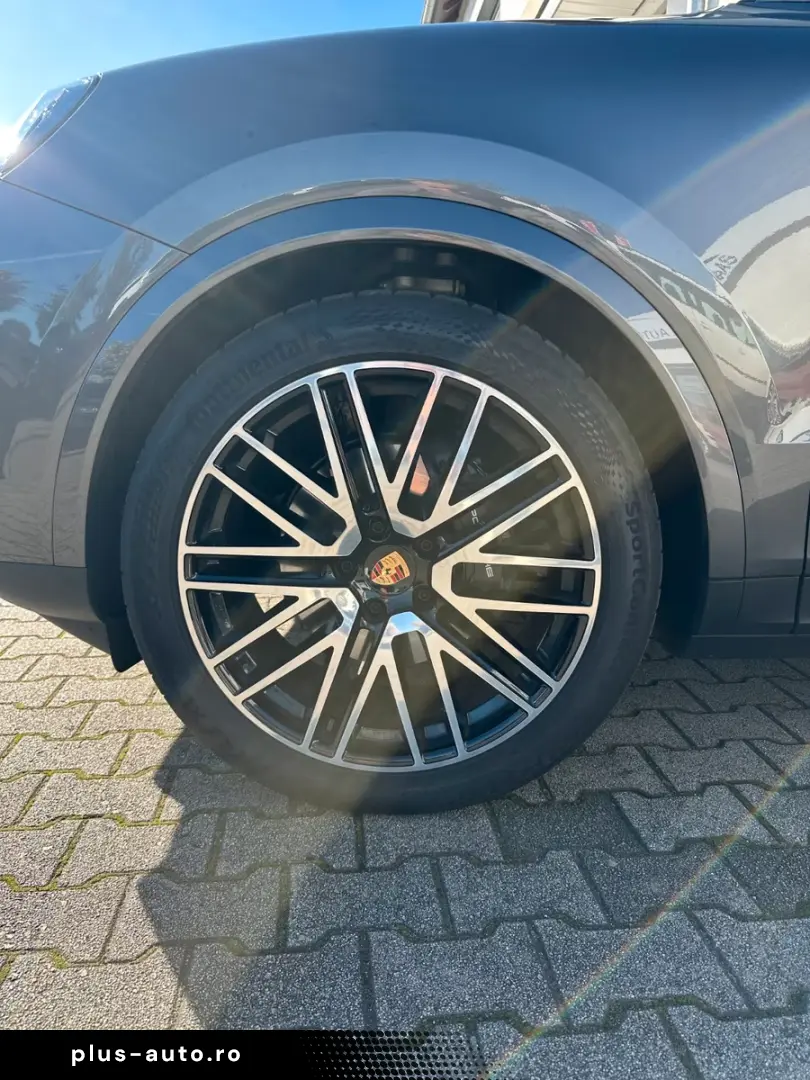 Porsche Cayenne CoupeTurbo RadLuftBosePano