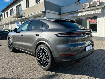 Porsche Cayenne CoupeTurbo RadLuftBosePano
