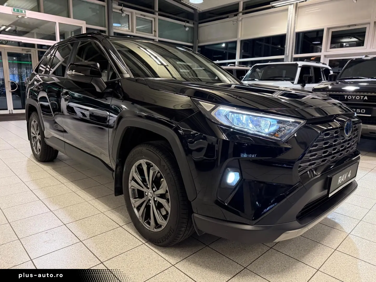 TOYOTA RAV 4 HYBRID-4x4-LED-LEDER-KAMERA-MOD. 2024