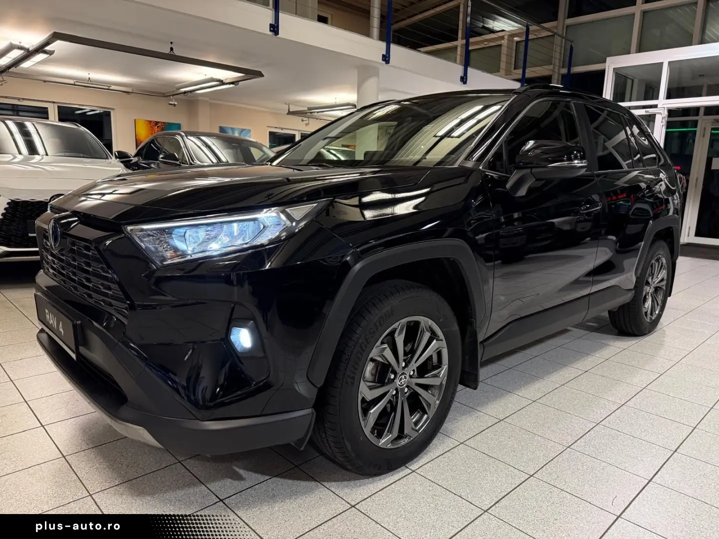 TOYOTA RAV 4 HYBRID-4x4-LED-LEDER-KAMERA-MOD. 2024