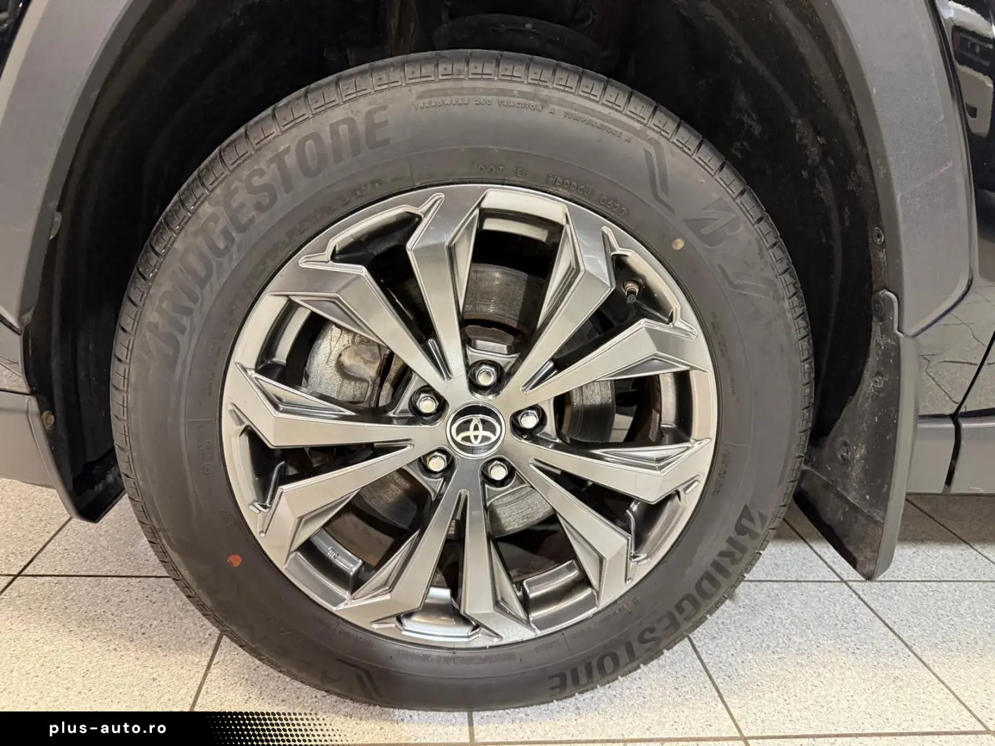 TOYOTA RAV 4 HYBRID-4x4-LED-LEDER-KAMERA-MOD. 2024