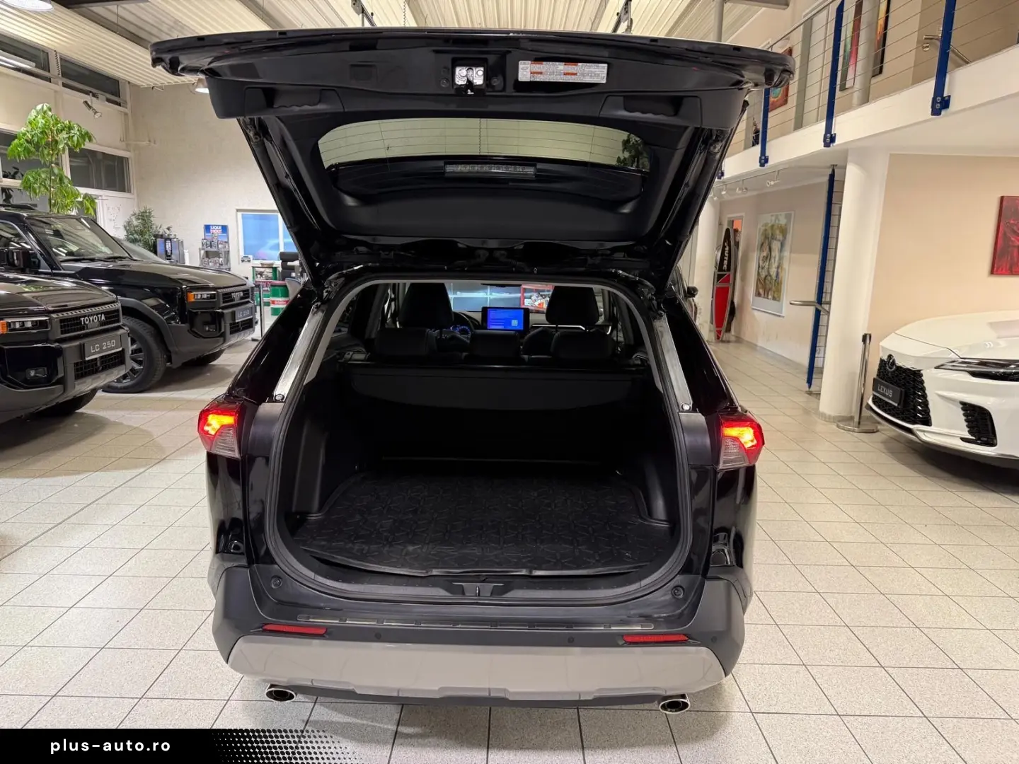 TOYOTA RAV 4 HYBRID-4x4-LED-LEDER-KAMERA-MOD. 2024