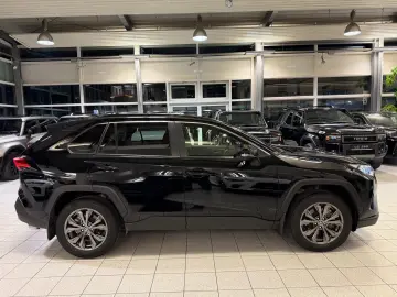 TOYOTA RAV 4 HYBRID-4x4-LED-LEDER-KAMERA-MOD. 2024