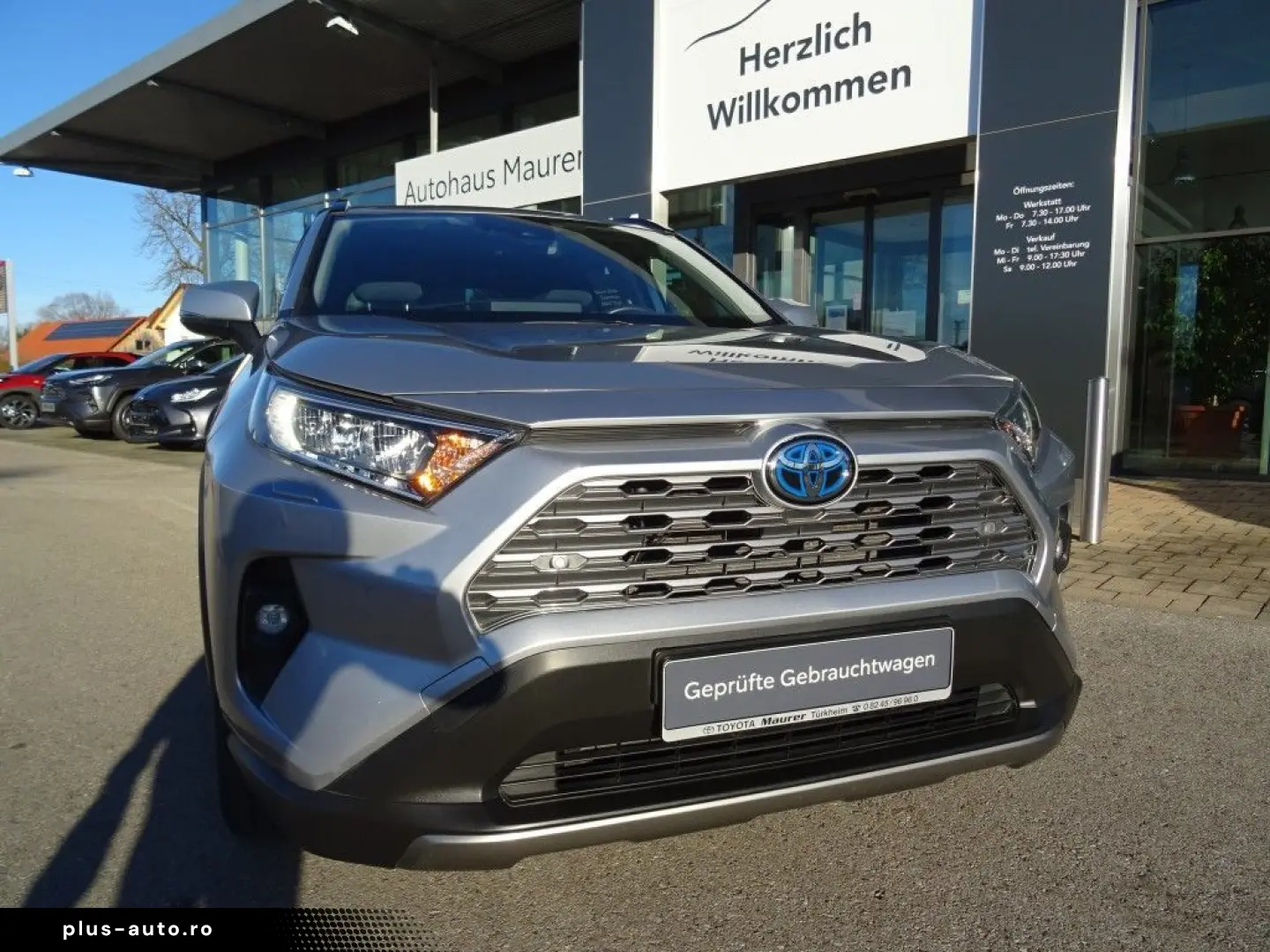 TOYOTA RAV 4 2.5 4x4 Hybrid Team Deutschland AHK