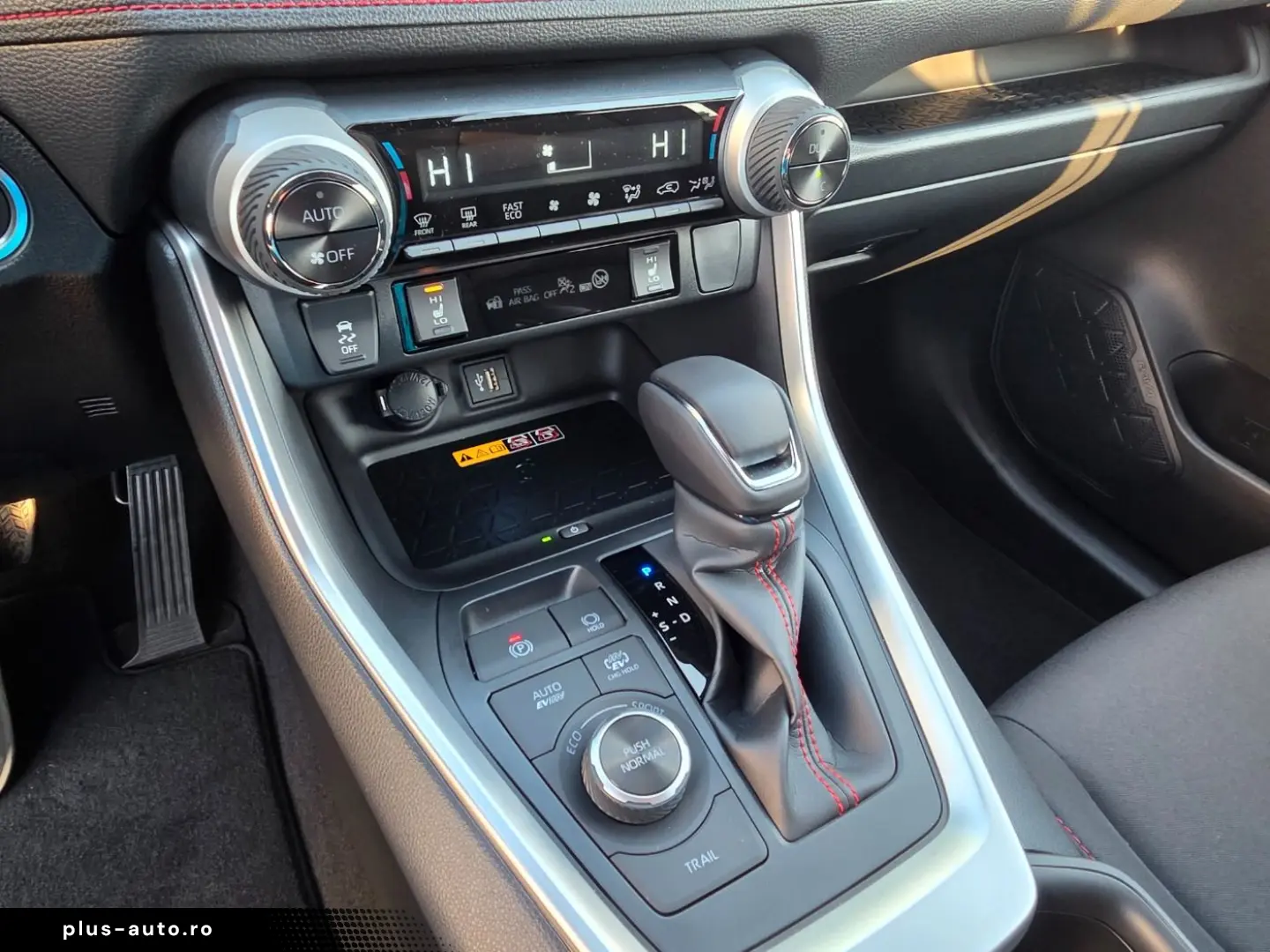 TOYOTA RAV4 Plug-In Hybrid 2.5 Teamplayer ACC LED Navi