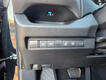 TOYOTA RAV4 Plug-In Hybrid 2.5 Teamplayer ACC LED Navi