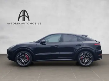 PORSCHE Cayenne Coupé GTS Paket-rot SoftCl. HuD Matrix
