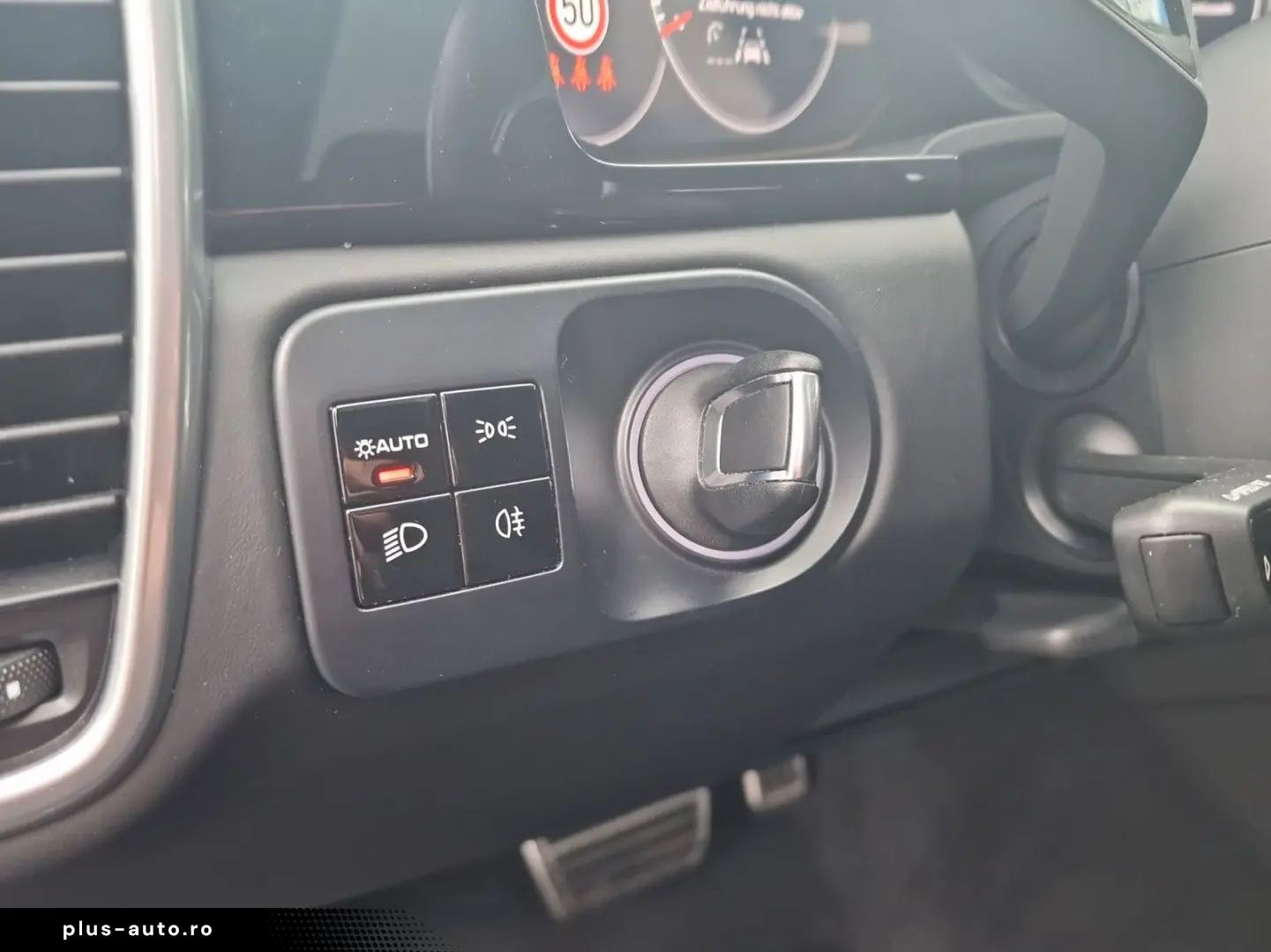 PORSCHE Cayenne Coupé GTS Paket-rot SoftCl. HuD Matrix