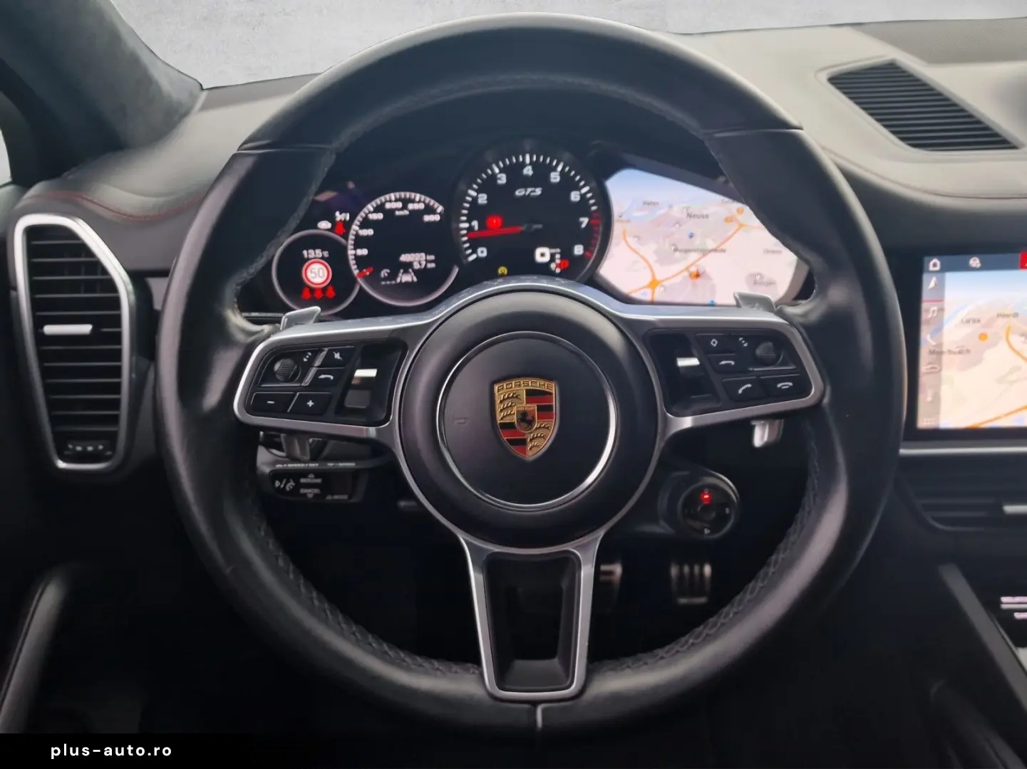 PORSCHE Cayenne Coupé GTS Paket-rot SoftCl. HuD Matrix