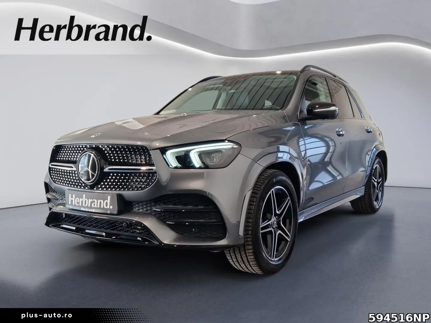 MERCEDES-BENZ GLE 400 d 4M AMG AHK Distronic Panorama Memory