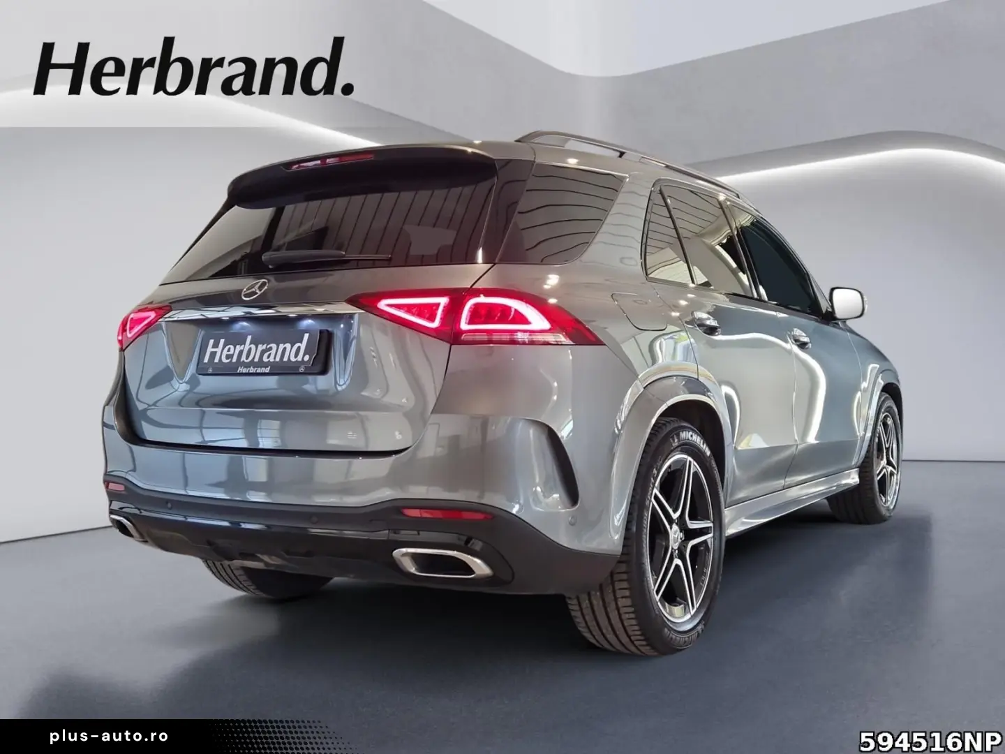 MERCEDES-BENZ GLE 400 d 4M AMG AHK Distronic Panorama Memory