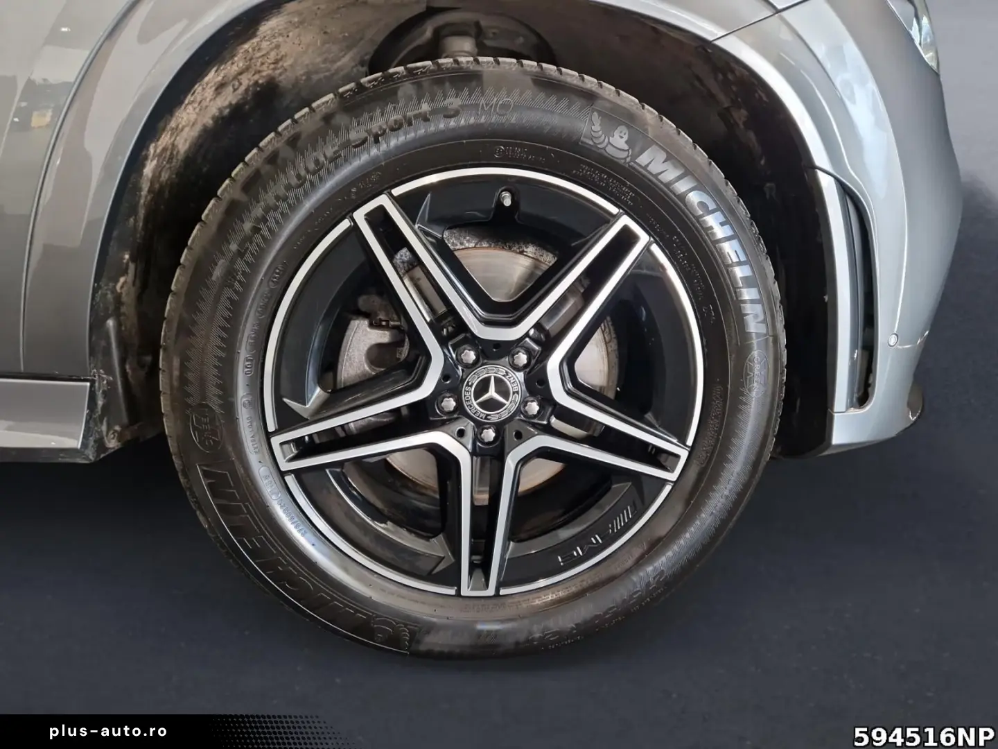 MERCEDES-BENZ GLE 400 d 4M AMG AHK Distronic Panorama Memory