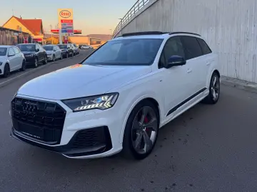 AUDI Q7 60 TFSI e Quatt S-Line Laser Pan 360  B&O 22