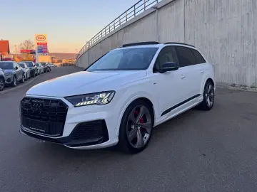 AUDI Q7 60 TFSI e Quatt S-Line Laser Pan 360  B&O 22