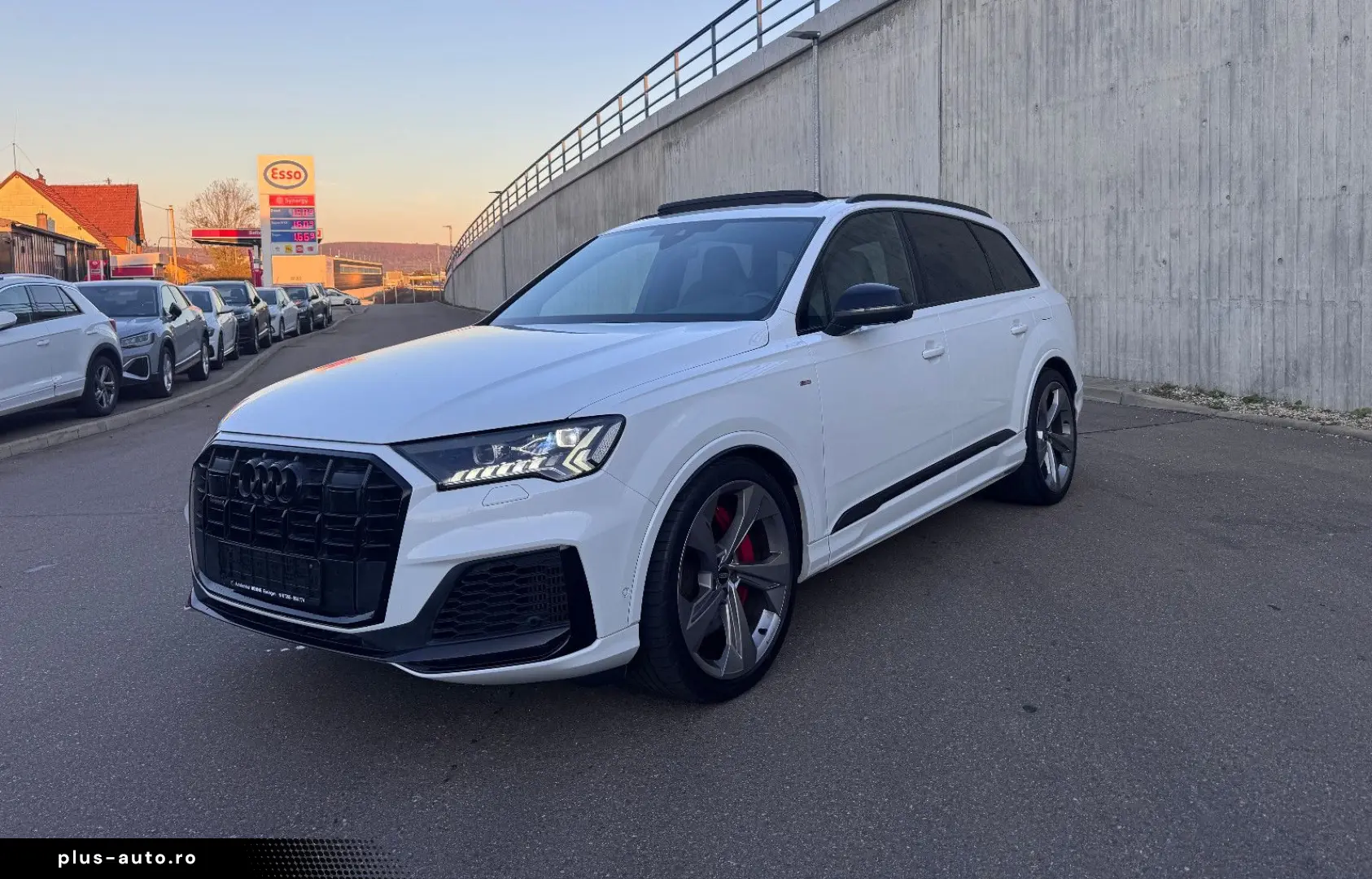 AUDI Q7 60 TFSI e Quatt S-Line Laser Pan 360  B&O 22
