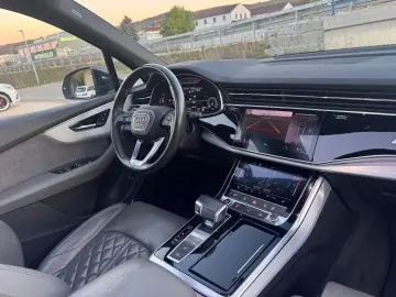 AUDI Q7 60 TFSI e Quatt S-Line Laser Pan 360  B&O 22