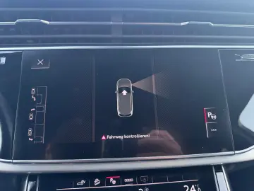 AUDI Q7 60 TFSI e Quatt S-Line Laser Pan 360  B&O 22