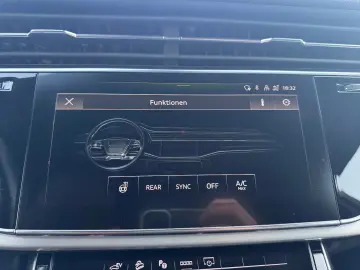 AUDI Q7 60 TFSI e Quatt S-Line Laser Pan 360  B&O 22